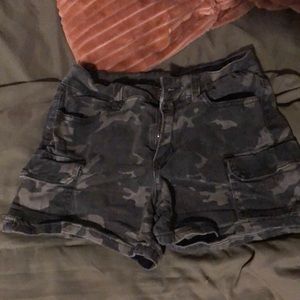 Shorts camo shorts